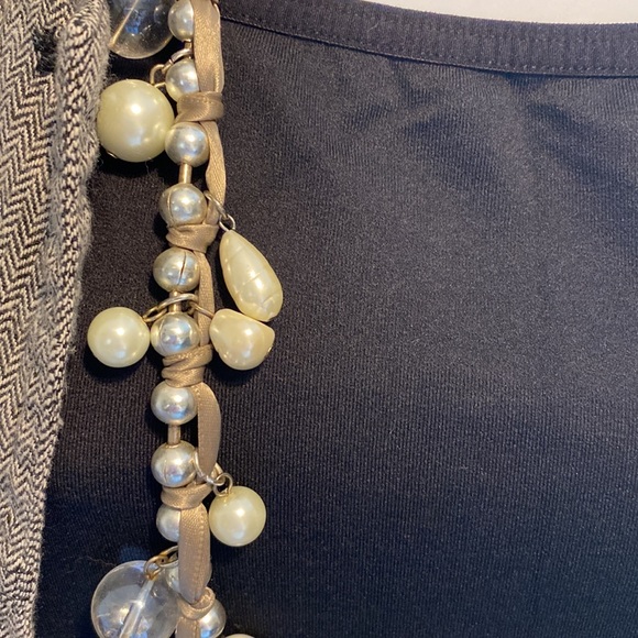 Chico’s Ribbon and Pearl silver tone bead 36” necklace w/ 4” ext - Picture 2 of 9